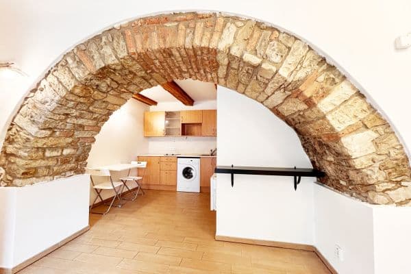 Prenájom bytu 1-izbový 27 m², Družstevní, Prenájom bytu 1-izbový 27 m², Družstevní,