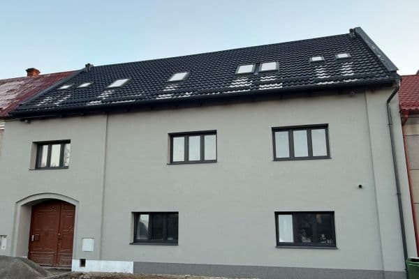Prenájom bytu 2-izbový 43 m², Hněvotín Prenájom bytu 2-izbový 43 m², Hněvotín