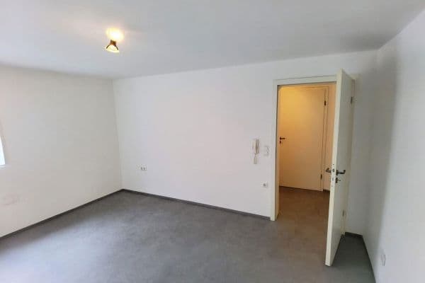 Prenájom bytu 1-izbový 30 m², Herzogenaurach Prenájom bytu 1-izbový 30 m², Herzogenaurach