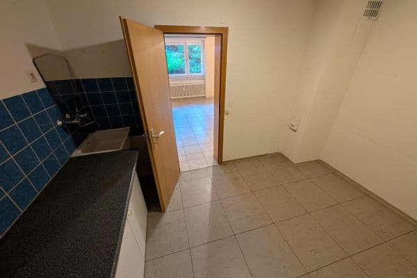 Prenájom kancelárie 40 m², Petersenstr. 42, Köln, Severné Porýnie - Westfálsko Prenájom kancelárie 40 m², Petersenstr. 42, Köln, Severné Porýnie - Westfálsko