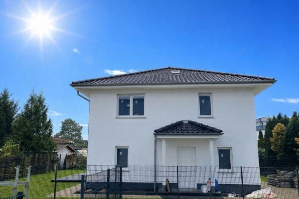 Predaj domu 154 m², pozemek 430 m², Berlin, Berlín Predaj domu 154 m², pozemek 430 m², Berlin, Berlín