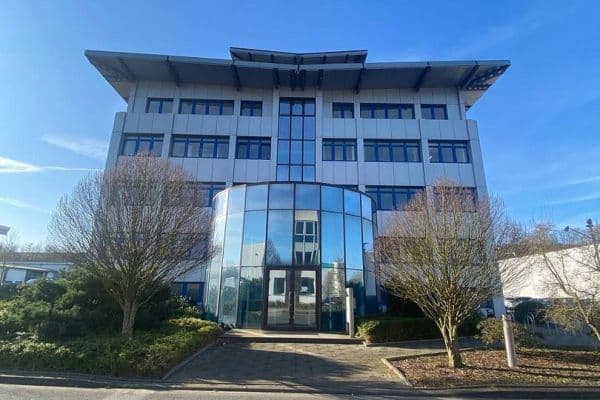 Prenájom kancelárie 160 m², Werner-von-Siemens-Straße 35, Georgsmarienhütte Prenájom kancelárie 160 m², Werner-von-Siemens-Straße 35, Georgsmarienhütte