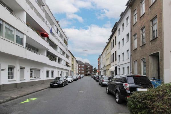 Prenájom bytu 3-izbový 96 m², Schwertstraße 65, Krefeld, Severné Porýnie - Westfálsko Prenájom bytu 3-izbový 96 m², Schwertstraße 65, Krefeld, Severné Porýnie - Westfálsko