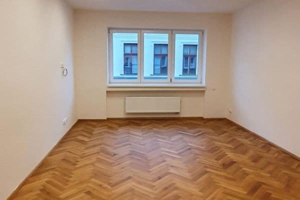 Prenájom bytu 2-izbový 62 m², Příční, Brno Prenájom bytu 2-izbový 62 m², Příční, Brno