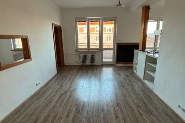 Prenájom bytu 2-izbový 50 m², K. H. Máchy, Příbram Prenájom bytu 2-izbový 50 m², K. H. Máchy, Příbram