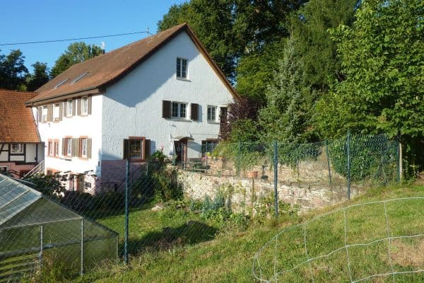 Prenájom bytu 3-izbový 91 m², Keltern - Weiler Prenájom bytu 3-izbový 91 m², Keltern - Weiler