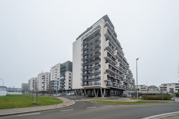 Predaj bytu 3-izbový 69 m², Zvěřinova, Praha Predaj bytu 3-izbový 69 m², Zvěřinova, Praha