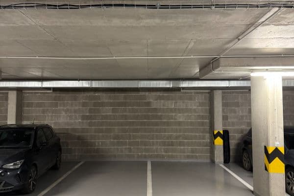 Prenájom garáže 13 m², Kardausova, Praha Prenájom garáže 13 m², Kardausova, Praha