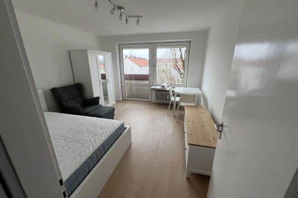 Prenájom bytu 1-izbový 29 m², Bauberger Straße 37, München, Bavorsko Prenájom bytu 1-izbový 29 m², Bauberger Straße 37, München, Bavorsko