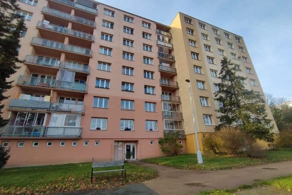 Prenájom bytu 2-izbový 62 m², Komenského, Plzeň Prenájom bytu 2-izbový 62 m², Komenského, Plzeň