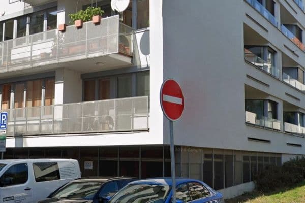 Prenájom garáže 14 m², Kopečná, Brno Prenájom garáže 14 m², Kopečná, Brno