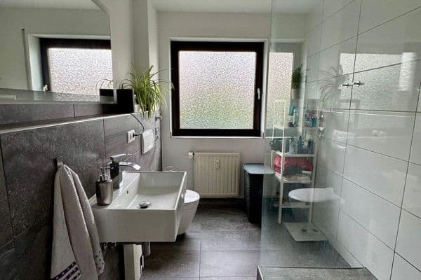 Prenájom bytu 3-izbový 81 m², Dormagen Prenájom bytu 3-izbový 81 m², Dormagen