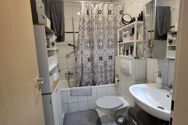 Prenájom bytu 2-izbový 61 m², Frankfurter Straße 57, Offenbach Prenájom bytu 2-izbový 61 m², Frankfurter Straße 57, Offenbach