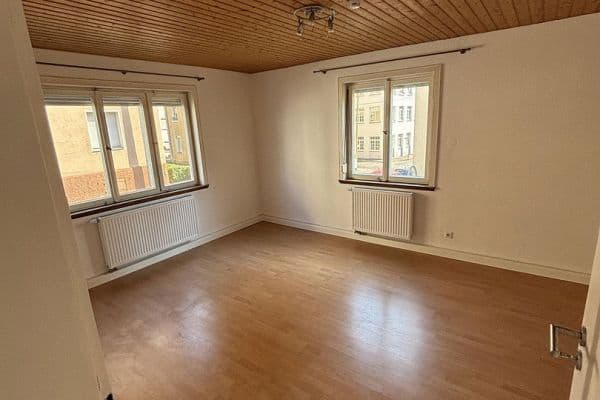 Prenájom bytu 3-izbový 74 m², Esslingen am Neckar Prenájom bytu 3-izbový 74 m², Esslingen am Neckar