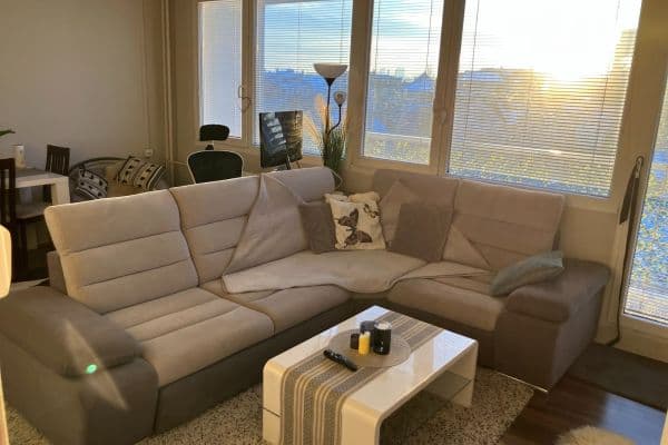 Prenájom bytu 2-izbový 57 m², Blatovská, Praha Prenájom bytu 2-izbový 57 m², Blatovská, Praha