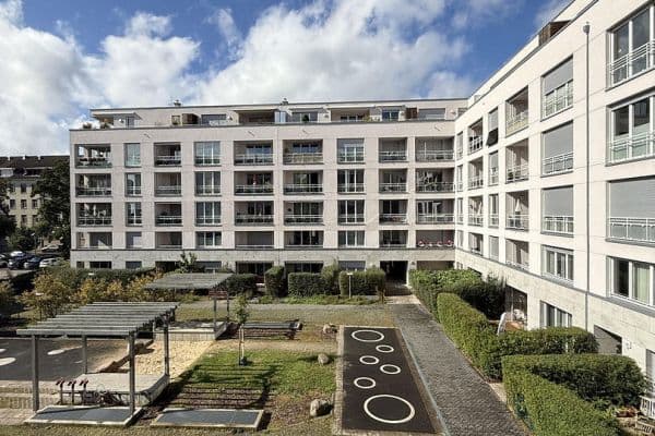 Predaj bytu 3-izbový 113 m², Berlin, Berlín Predaj bytu 3-izbový 113 m², Berlin, Berlín