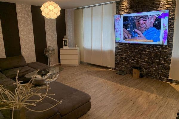 Prenájom bytu 3-izbový 85 m², Am Emmersberg 43, Saarbrücken, Sársko Prenájom bytu 3-izbový 85 m², Am Emmersberg 43, Saarbrücken, Sársko