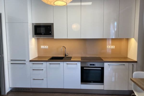 Prenájom bytu 1-izbový 23 m², Lidická, Brno Prenájom bytu 1-izbový 23 m², Lidická, Brno