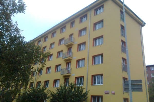 Prenájom bytu 2-izbový 50 m², Mochovská, Praha 14 Prenájom bytu 2-izbový 50 m², Mochovská, Praha 14