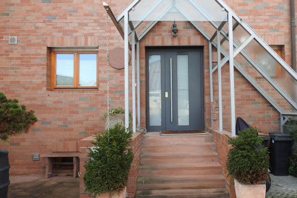 Predaj domu 185 m², pozemek 250 m², Kallstadter Straße, DANNSTADT-SCHAUERNHEIM Predaj domu 185 m², pozemek 250 m², Kallstadter Straße, DANNSTADT-SCHAUERNHEIM