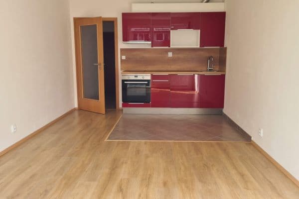 Predaj bytu 1-izbový 26 m², Hornoměcholupská, Praha Predaj bytu 1-izbový 26 m², Hornoměcholupská, Praha