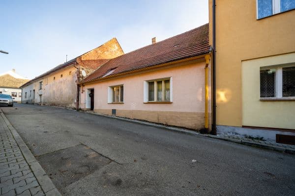 Predaj domu 75 m², pozemek 93 m², Komenského, Predaj domu 75 m², pozemek 93 m², Komenského,