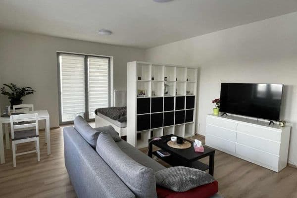 Prenájom bytu 1-izbový 40 m², Plk. Loudy, Kutná Hora Prenájom bytu 1-izbový 40 m², Plk. Loudy, Kutná Hora