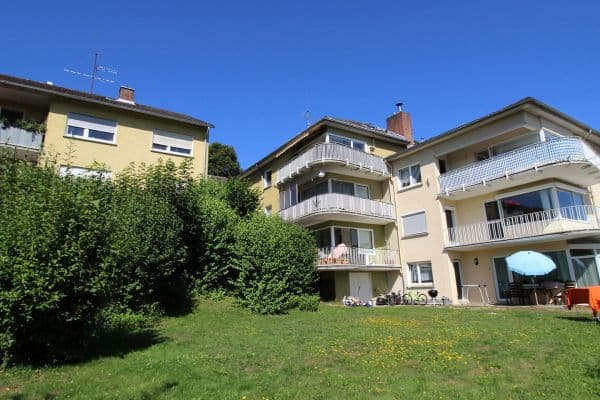 Prenájom bytu 4-izbový 105 m², Taunusstr. 18, Aarbergen-Michelbach Prenájom bytu 4-izbový 105 m², Taunusstr. 18, Aarbergen-Michelbach