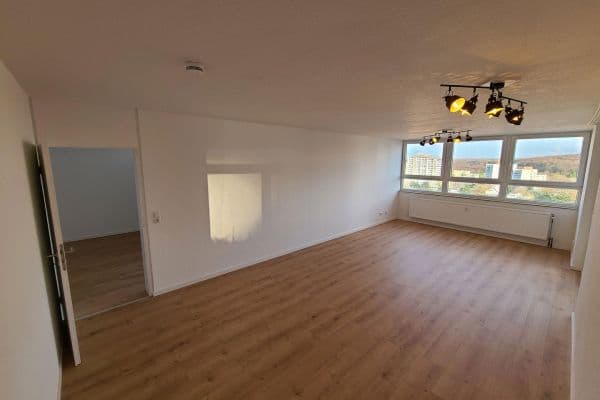 Prenájom bytu 2-izbový 73 m², Siemensstraße 10, Darmstadt Prenájom bytu 2-izbový 73 m², Siemensstraße 10, Darmstadt