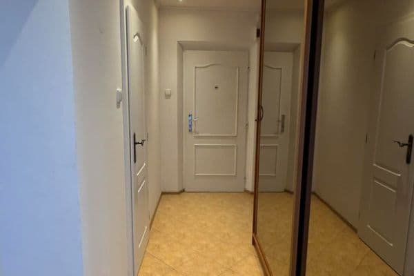 Prenájom bytu 3-izbový 75 m², Želatovská, Přerov, Olomoucký kraj Prenájom bytu 3-izbový 75 m², Želatovská, Přerov, Olomoucký kraj