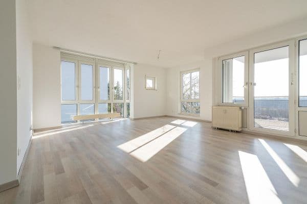 Prenájom bytu 2-izbový 74 m², Hochdorfer Straße 24, Ludwigsburg-Poppenweiler Prenájom bytu 2-izbový 74 m², Hochdorfer Straße 24, Ludwigsburg-Poppenweiler