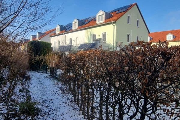 Predaj domu 150 m², pozemek 201 m², Händelstraße 1, Feldkirchen, Bavorsko Predaj domu 150 m², pozemek 201 m², Händelstraße 1, Feldkirchen, Bavorsko