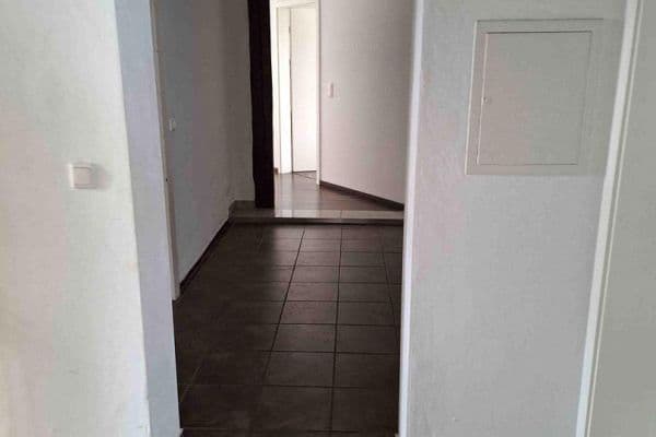 Prenájom kancelárie 124 m², Hauptstr. 21, 65510 Idstein Prenájom kancelárie 124 m², Hauptstr. 21, 65510 Idstein