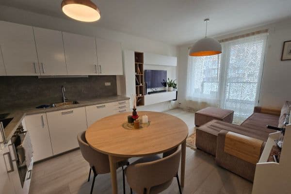 Predaj bytu 2-izbový 54 m², Ondrákové, Praha Predaj bytu 2-izbový 54 m², Ondrákové, Praha