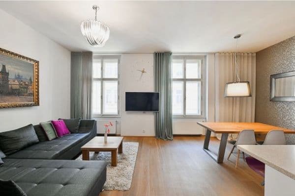 Prenájom bytu 3-izbový 96 m², Staropramenná, Praha Prenájom bytu 3-izbový 96 m², Staropramenná, Praha