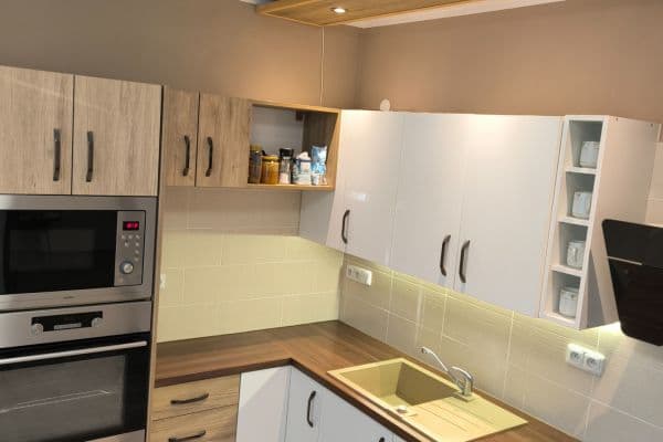 Predaj bytu 2-izbový 62 m², Lomená, Cheb Predaj bytu 2-izbový 62 m², Lomená, Cheb