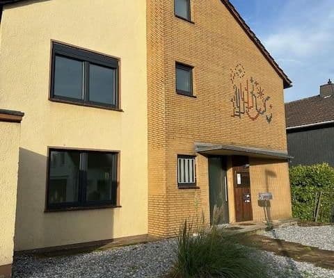 Prenájom bytu 1-izbový 56 m², Hamburger Str.16, Mülheim Prenájom bytu 1-izbový 56 m², Hamburger Str.16, Mülheim