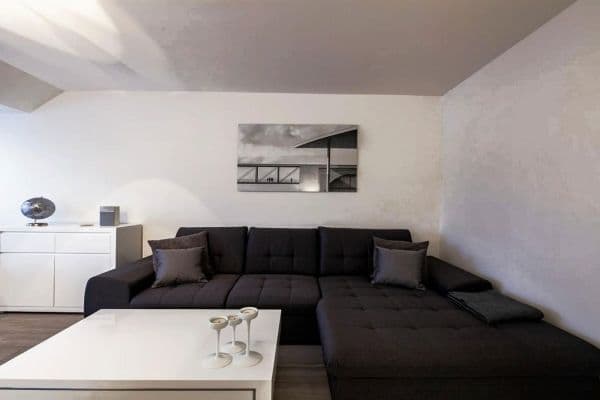 Prenájom bytu 2-izbový 68 m², Köln, Severné Porýnie - Westfálsko Prenájom bytu 2-izbový 68 m², Köln, Severné Porýnie - Westfálsko