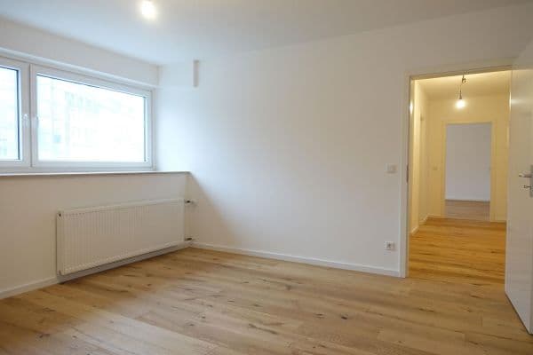 Predaj bytu 2-izbový 55 m², Kölner Str. 140, Düsseldorf, Severné Porýnie - Westfálsko Predaj bytu 2-izbový 55 m², Kölner Str. 140, Düsseldorf, Severné Porýnie - Westfálsko