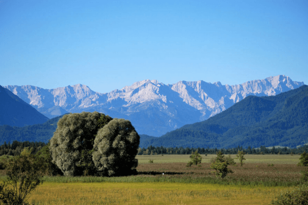 Predaj domu 442 m², pozemek 2.197 m², Farchant, Bavorsko Predaj domu 442 m², pozemek 2.197 m², Farchant, Bavorsko