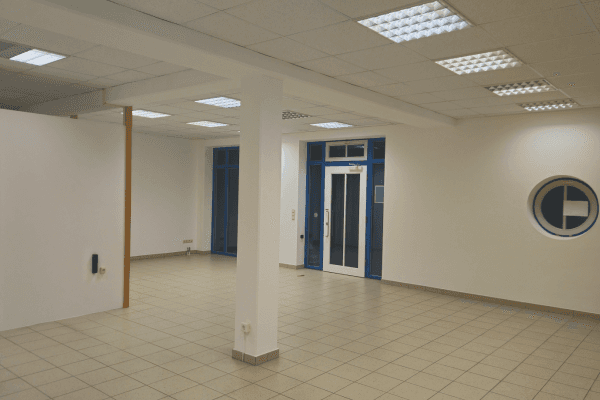 Prenájom kancelárie 102 m², Bahnhofstr. 107, Geltendorf, Bavorsko Prenájom kancelárie 102 m², Bahnhofstr. 107, Geltendorf, Bavorsko