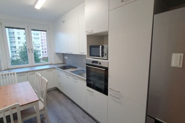 Prenájom bytu 3-izbový 72 m², Spodní, Brno Prenájom bytu 3-izbový 72 m², Spodní, Brno