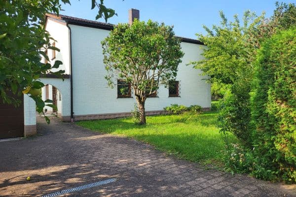 Predaj pozemku 1.315 m², Schloßweg 27, Marloffstein, Ortsteil Rathsberg Predaj pozemku 1.315 m², Schloßweg 27, Marloffstein, Ortsteil Rathsberg