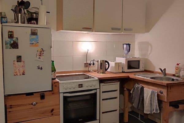 Prenájom bytu 2-izbový 38 m², Hatzfeldstraße 6, Düsseldorf, Severné Porýnie - Westfálsko Prenájom bytu 2-izbový 38 m², Hatzfeldstraße 6, Düsseldorf, Severné Porýnie - Westfálsko