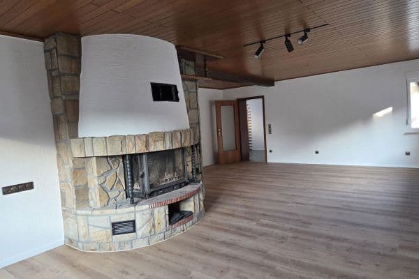 Prenájom bytu 4-izbový 125 m², Römerberg Prenájom bytu 4-izbový 125 m², Römerberg