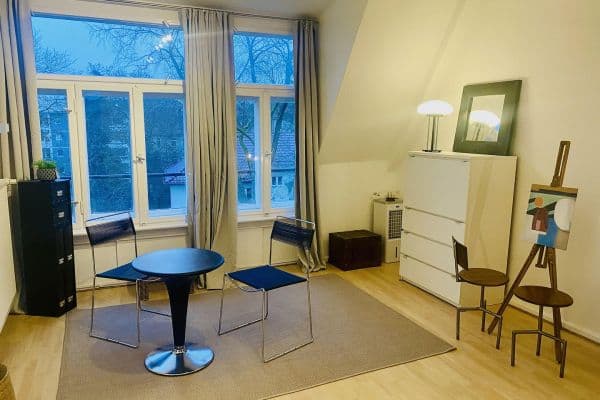 Prenájom bytu 1-izbový 30 m², Berlin, Berlín Prenájom bytu 1-izbový 30 m², Berlin, Berlín