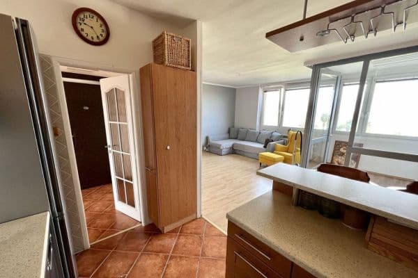 Predaj bytu 3-izbový 72 m², Hlivická, Praha 8 Predaj bytu 3-izbový 72 m², Hlivická, Praha 8