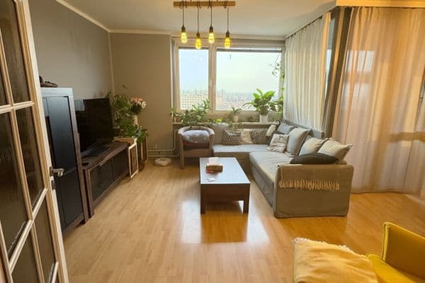Predaj bytu 3-izbový 72 m², Hlivická, Praha 8 Predaj bytu 3-izbový 72 m², Hlivická, Praha 8