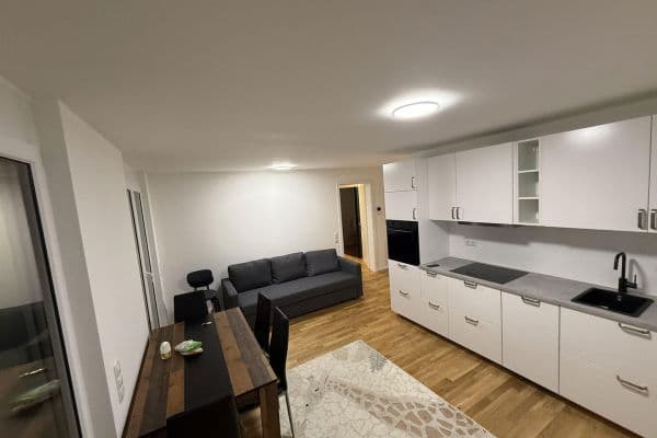Prenájom bytu 2-izbový 54 m², Neufahrn bei Freising, Bavorsko Prenájom bytu 2-izbový 54 m², Neufahrn bei Freising, Bavorsko