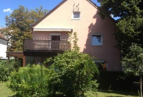 Predaj domu 188 m², pozemek 750 m², München, Bavorsko Predaj domu 188 m², pozemek 750 m², München, Bavorsko